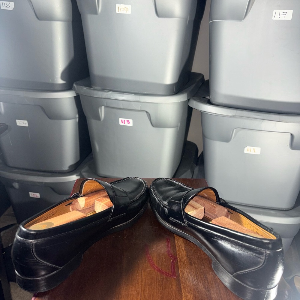 Allen Edmonds Black Leather Slip-On Size 10 Loafers(123) - Picture 9 of 12
